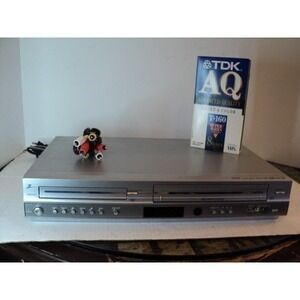 Zenith XBV442 DVD VCR VHS PLAYER RECORDER Silver With‎ Remote Control